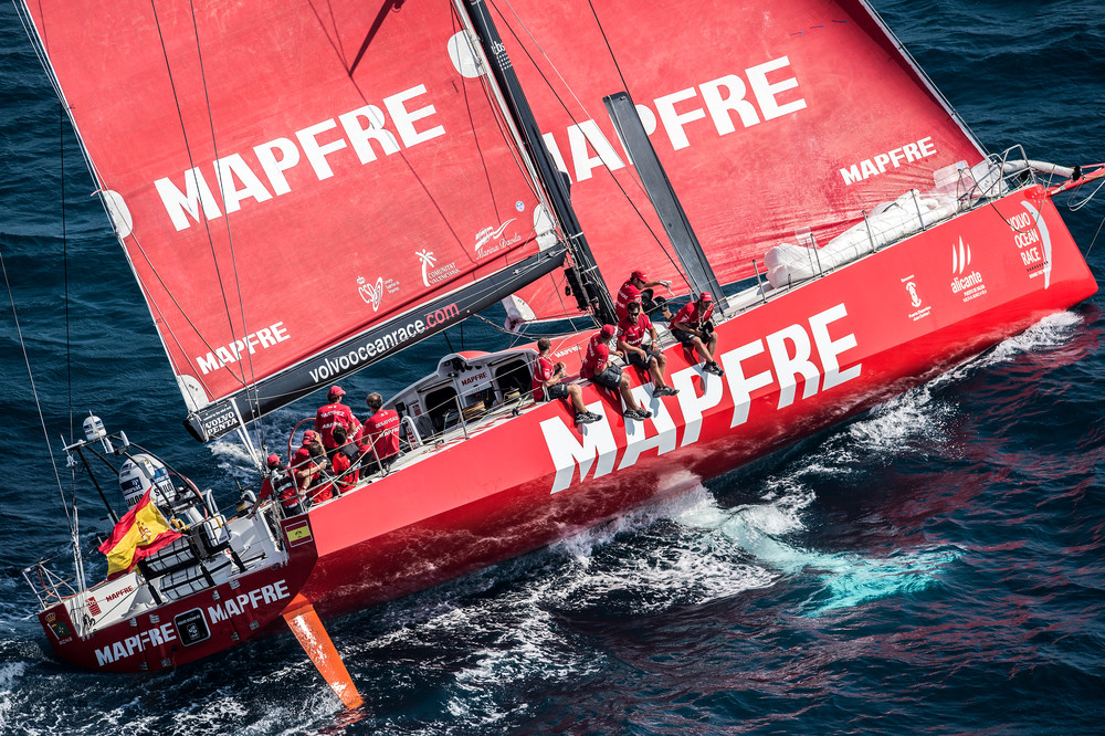 October 4, 2014. Aerial view of MAPFRE during the In-Port Race in Alicante.